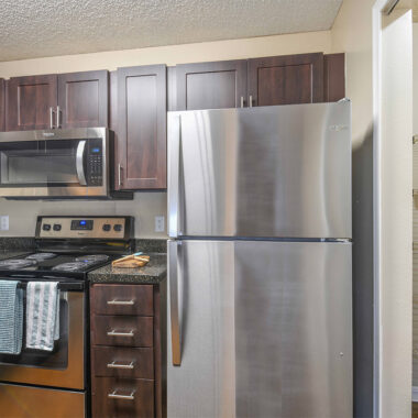 Bradford Pear Apartment Image 5