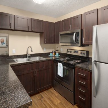 Bradford Pear Apartment Image 7